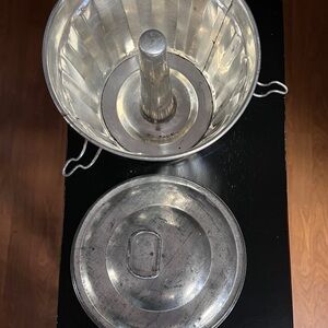 Vintage jello mold